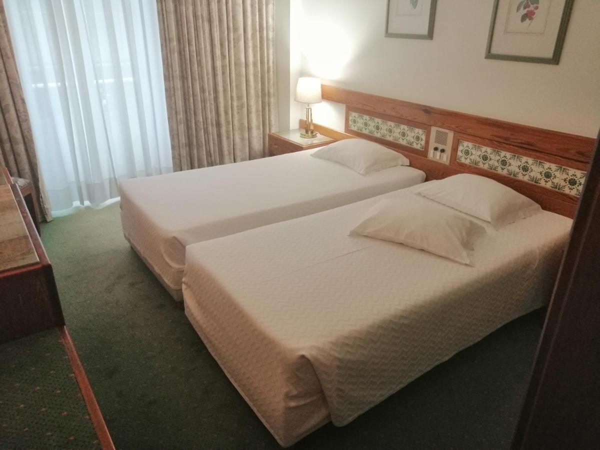 Hotel Universal Жереш Екстер'єр фото
